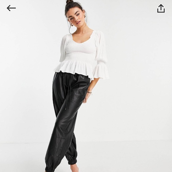 ASOS DESIGN peplum top in ivory. Size US 4. - Picture 4 of 11